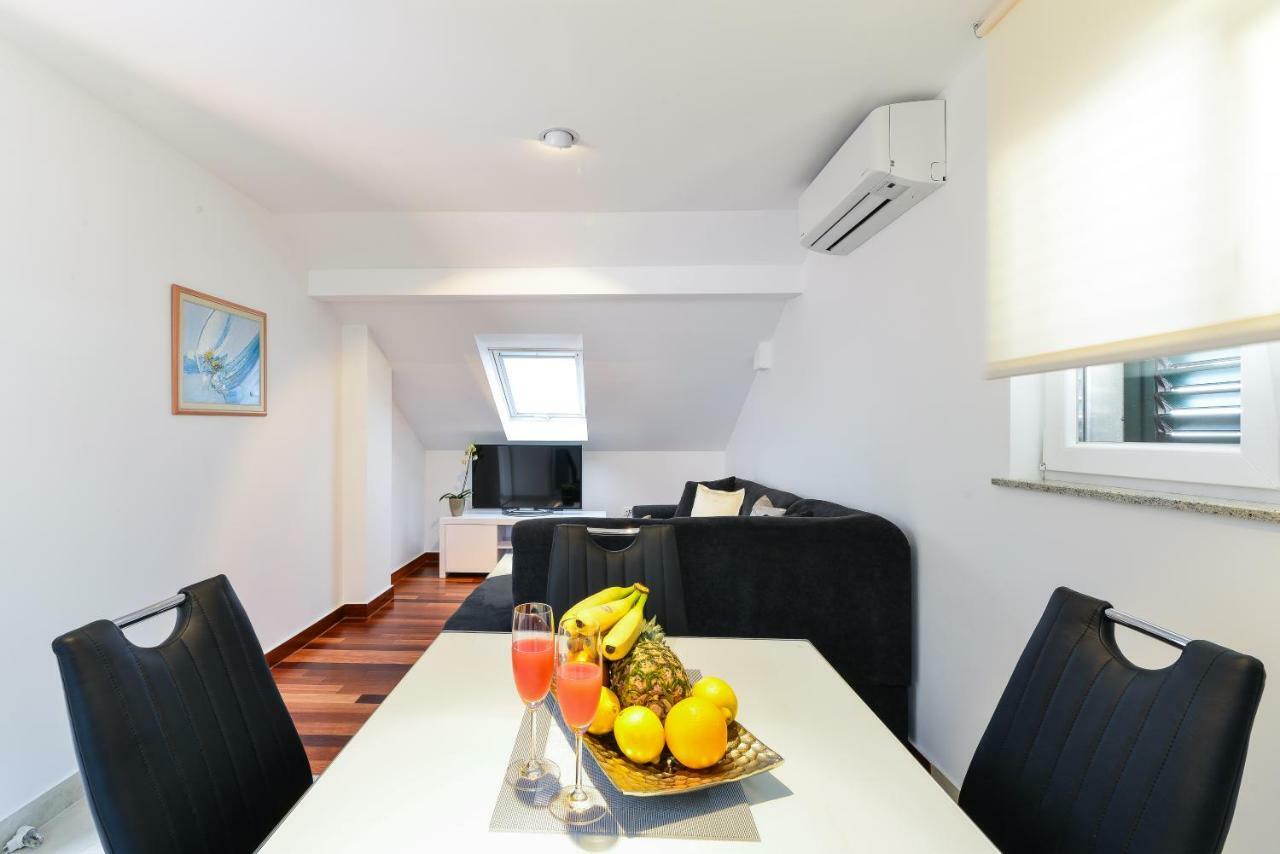 Apartment Lily Zadar Bagian luar foto