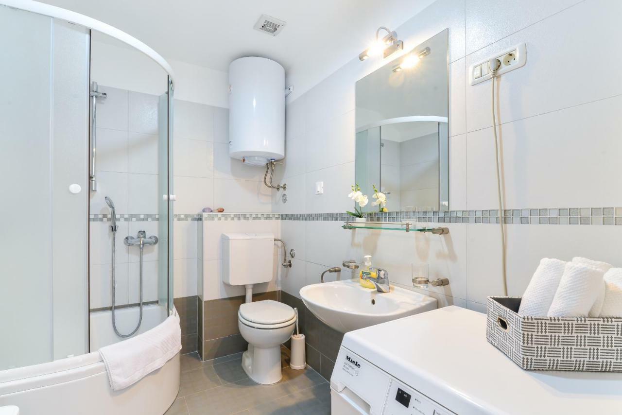 Apartment Lily Zadar Bagian luar foto