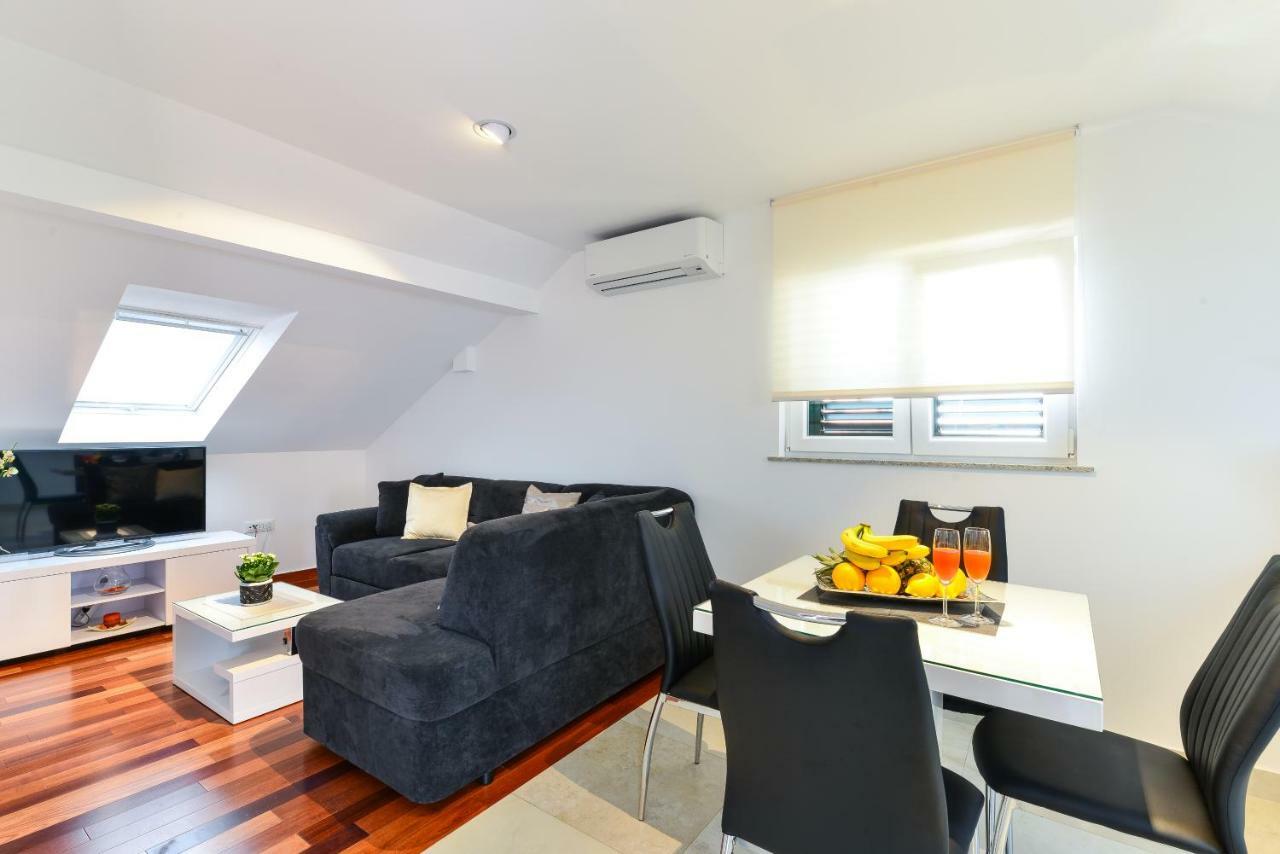 Apartment Lily Zadar Bagian luar foto
