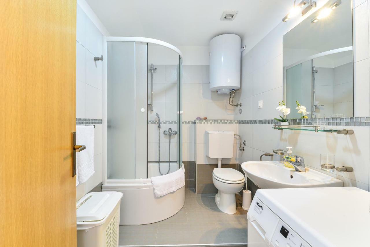 Apartment Lily Zadar Bagian luar foto